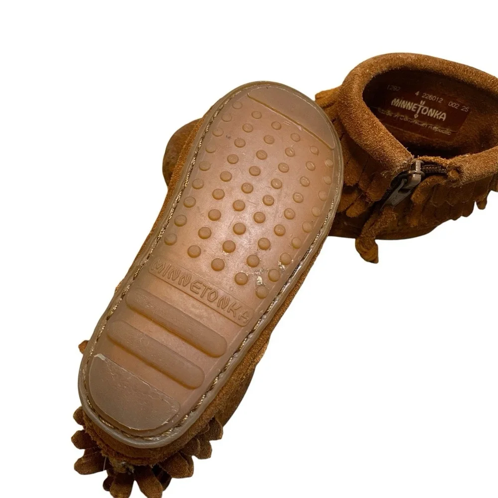 Minnetonka baby boots